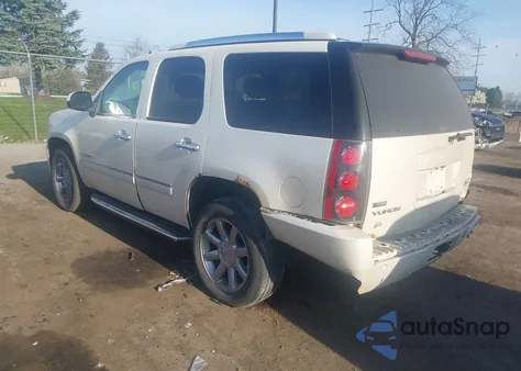 2009 GMC Yukon Denali z USA, uszkodzony, nr VIN 1GKFK03239R255904